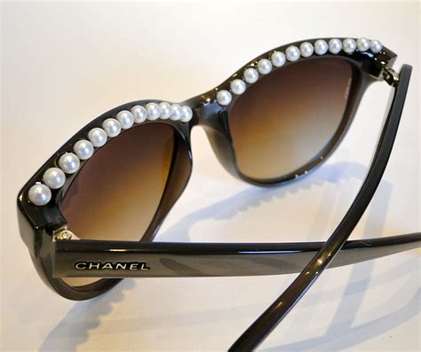 chanel sunglasses with pearl detail|discount Chanel sunglasses online.